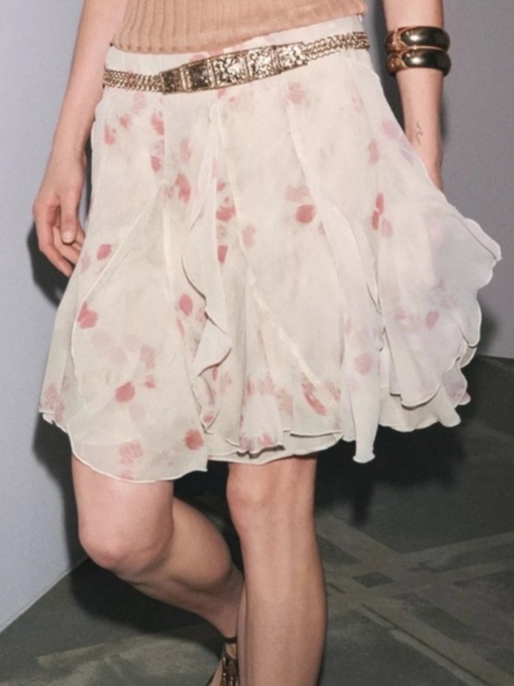 ISO Zara Printed Ruffle Skirt - Picture 2 of 4